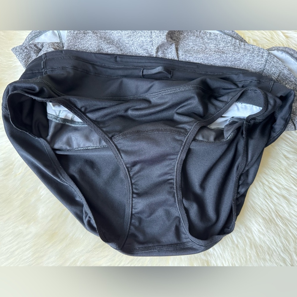 Lululemon Speed Up Short Heather Lux Multi Black / Black Size 6 - Picture 8 of 16